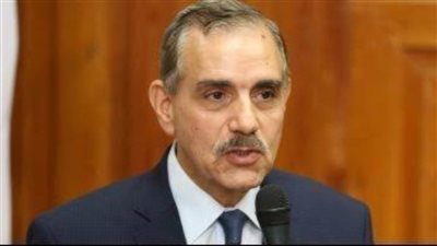 تطبيق قانون المرور على الجرارات وعدم الخروج عن سياق عملها بالأراضي الزراعية