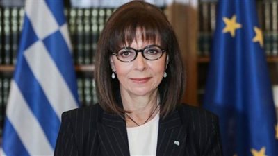 رئيسة اليونان: 
