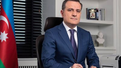 وزيرا خارجية أذربيجان وأرمينيا يعقدان محادثات سلام في كازاخستان