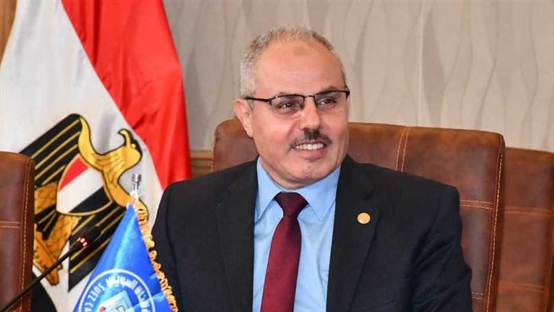 الدكتور ناصر مندور