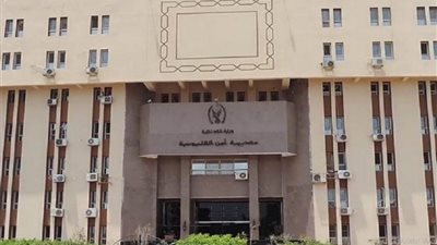 تكثيف أمني للقبض على المتهم بالشروع في قتل شاب بكفر شكر