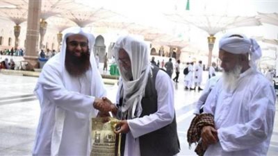 رئاسة الشؤون الدينية بالمسجد النبوي تستقبل طلائع حجاج بيت الله الحرام بالهدايا والمصاحف