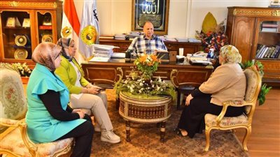 محافظ أسيوط يتابع آخر المستجدات بشأن ملفات التصالح الجديد ويوجه بتيسير الإجراءات على المواطنين