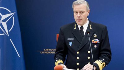 رئيس اللجنة العسكرية للناتو يدعو بلجيكا إلى الالتزام طويل الأمد بتطوير الدفاع