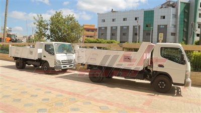 دعم منظومة النظافة بالمراكز بـ4 سيارات 5 أطنان ولودر بكفر الشيخ