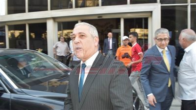 الشوربجي يتفقد انتخابات مجلس الإدارة والجمعية العمومية بالأهرام