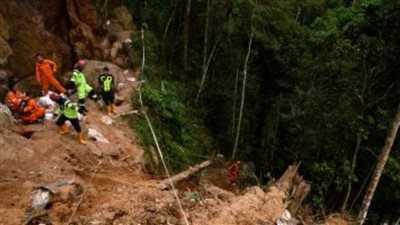 إصابة 12 عاملا جراء انهيار جزء من منجم للفحم جنوب بولندا