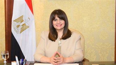 وزيرة الهجرة تعقد مؤتمرًا جماهيريًا للتوعية بمخاطر الهجرة غير الشرعية