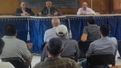  بالصور.. توعية إرشادية حول طرق مكافحة دودة الحشد في الغربية