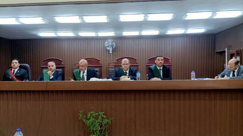 هيئة المحكمة الدائرة