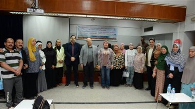 مستشفيات جامعة أسيوط تشهد احتفالًا باليوم العالمي للتمريض