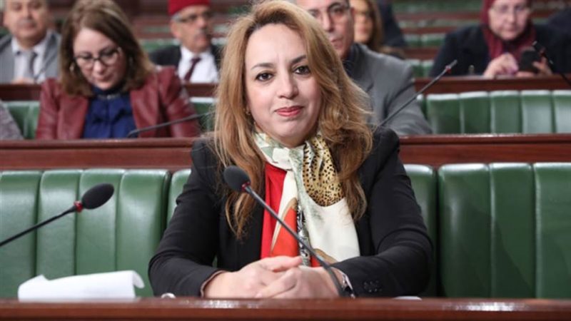 فريال الورغي وزيرة