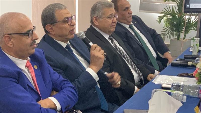 سعفان يلتقي طلاب