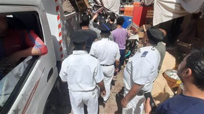 بالصور.. تحرير 90 محضر إشغال طريق فى حملة مكبرة  بالمحلة الكبرى