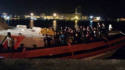 إيطاليا: وصول 94 مهاجرًا أثناء الليل إلى جزيرة لامبيدوزا الصقلية