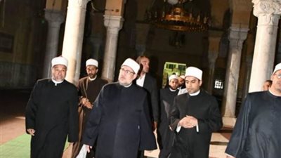وزير الأوقاف من مسجد السيدة زينب: أئمتنا على قدر المسئولية في بناء خطاب ديني رشيد