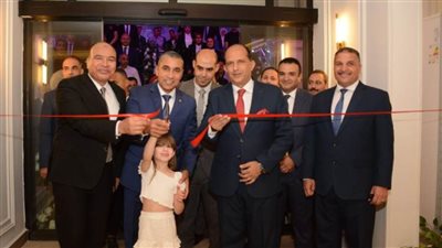 القوات المسلحة تفتتح نادي وفندق 