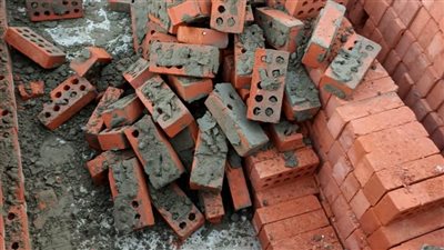 التصدي لتعديات ومخالفات بناء في الغربية