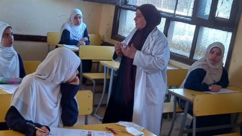 فرق الصحة المدرسية