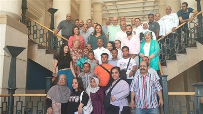 بعد نجاح التجربة.. تعيين الدفعة الثالثة من قصار القامة بفنادق الغردقة (صور)