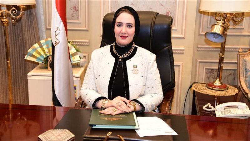 النائبة مي مازن