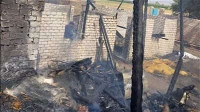 إصابة شخص في حريق 6 منازل بأسيوط 
