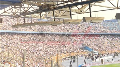 حضور كبير لجماهير الزمالك في مدرجات ستاد القاهرة (صور)