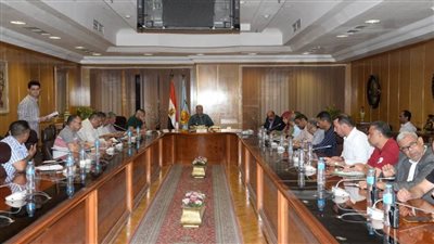 محافظ أسيوط يتابع حصر الأصول المملوكة للدولة لرفعها على الخريطة التفاعلية