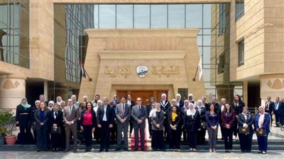 النيابة الإدارية تسلم شهادات الدورة التدريبية لتنمية المهارات