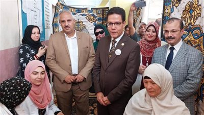  9 كليات بقافلة متكاملة بقرية قلما في قليوب