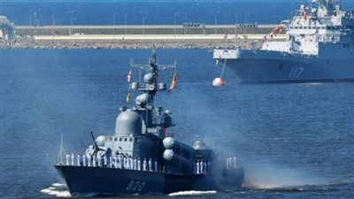 أوكرانيا: أسطول البحر الأسود بالجيش الروسي يحتفظ بخمس سفن في مياه خليج سيفاستوبول