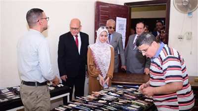 في يومها الأول.. ١١ ألف طالب وطالبة بحقوق سوهاج يؤدون امتحانات الفصل الدراسي الثاني 