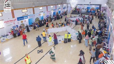 بالصور.. توزيع ملابس جديدة على 902 أسرة أولى بالرعاية في الغربية