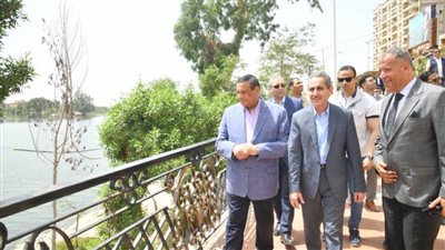 «آمنة» و«رحمي» يتفقدان محور ترعة النعناعية وتطوير الكورنيش بكفر الزيات