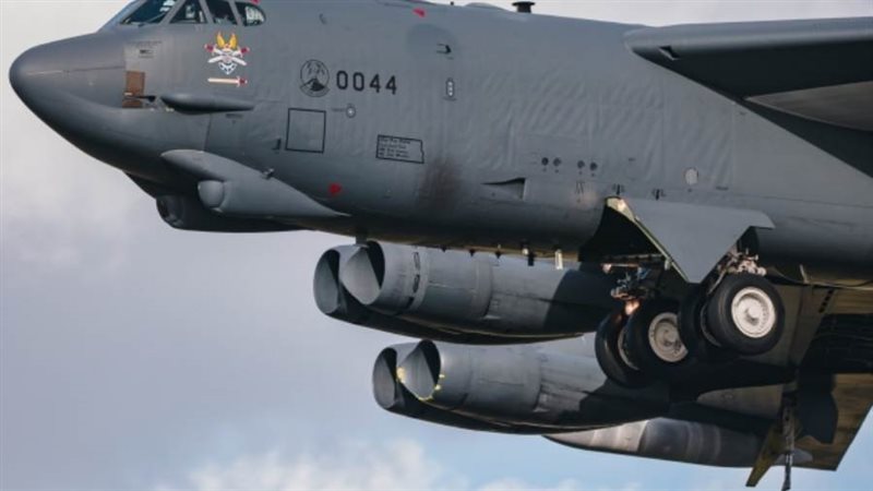 قاذفة القنابل الاستراتيجية