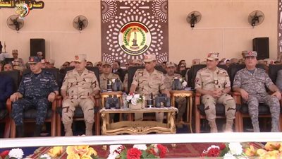 وزير الدفاع : القوات المسلحة قادرة على مجابهة أى تحديات تفرض عليها بفضل قوة وتلاحم الشعب المصري وقيادته الوطنية