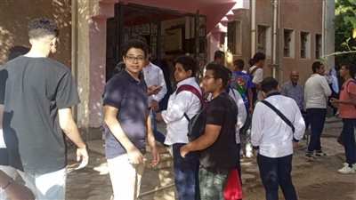 ختامها مسك طلاب إعدادية أسوان...الهندسة في مستوى الطالب العادي