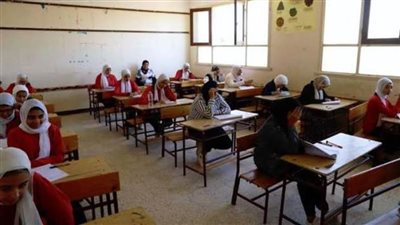 استعدادات قصوى بمدارس محافظات الجمهورية لإجراء امتحانات الدبلومات الفنية غدا