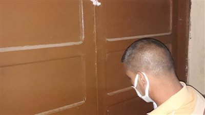 معاقبة محال تجارية لمخالفة المواعيد الصيفية في الغربية