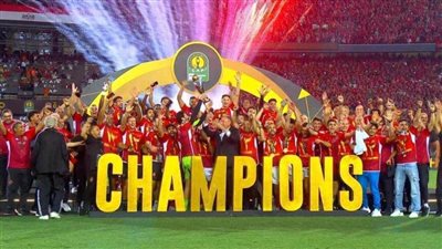 أحمد موسى يستهل برنامجه بشكل مختلف بعد تتويج الأهلي بدوري الأبطال