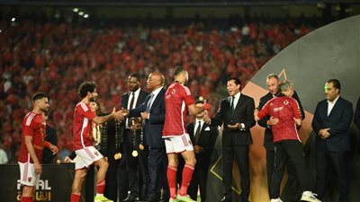 وزير الشباب والرياضة بعد تتويج الأهلي: ريادة أفريقية لكرة القدم المصرية