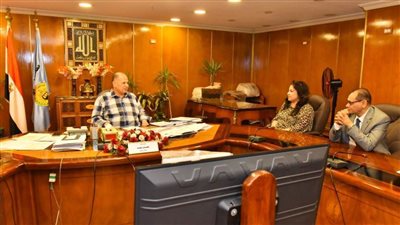 محافظ أسيوط: تذليل العقبات لنهو أعمال مشروعات هيئة تنمية الصعيد