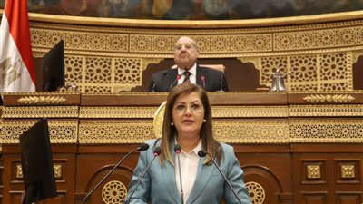 وزيرة التخطيط تلقي بيان مشروع خطة التنمية الاقتصادية والاجتماعية للعام المالي 24/2025