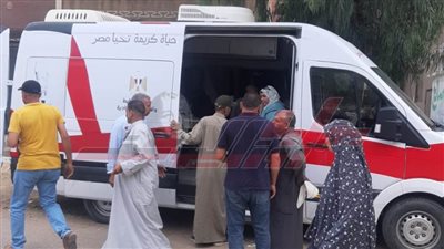 تقديم طلبات التصالح على مخالفات البناء بسيارة المركز التكنولوجي المتنقل