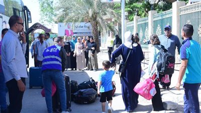 مستشفيات سوهاج الجامعية تودع الأشقاء الفلسطينيين عقب استكمال علاجهم