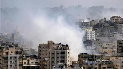 استشهاد 13 فلسطينيًا في قصف الاحتلال الصهيوني لمنزل شمالي قطاع غزة