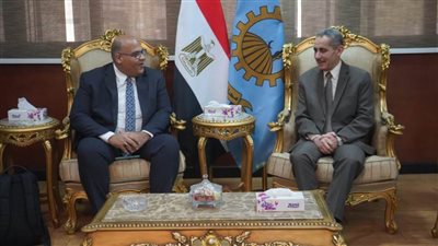 ناقشها المحافظ.. مشروعات المرحلة الثانية للبرنامج الوطني للمخلفات الصلبة في الغربية