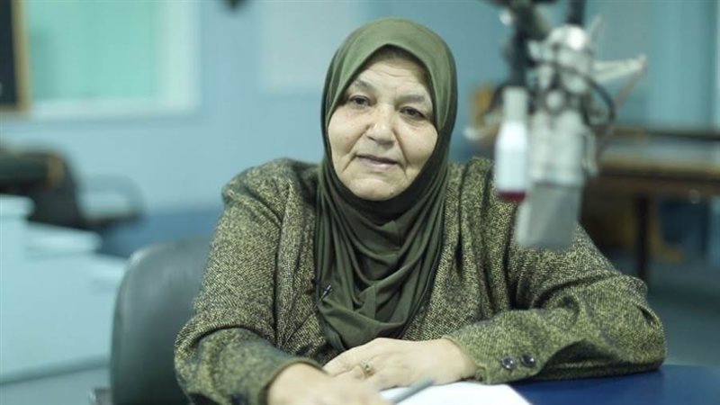 الإذاعية القديرة