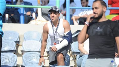 قائد منتخب كرة القدم للساق الواحدة يخضع لجراحة ناجحة في اليد