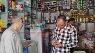 حملات مكبرة على الأسواق والمحال التجارية بكفر الشيخ 